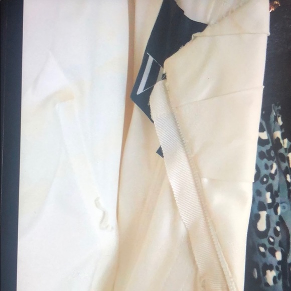 Wedding Dress - Picture 3 of 4